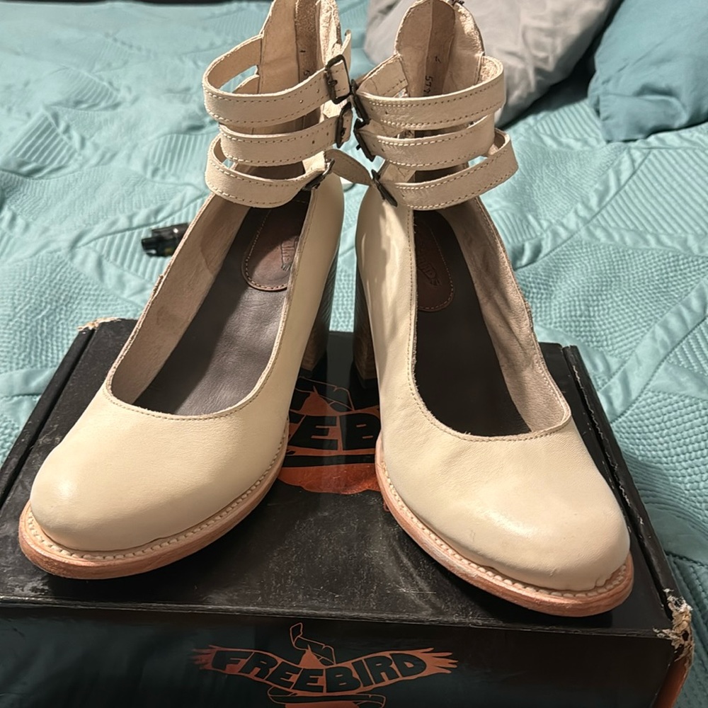 FREEBIRD….Brand new, never wore Freebird.